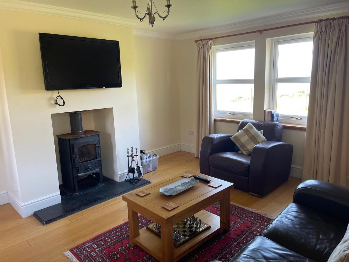 Highland Farm Cottages Dingwall Eksteriør billede