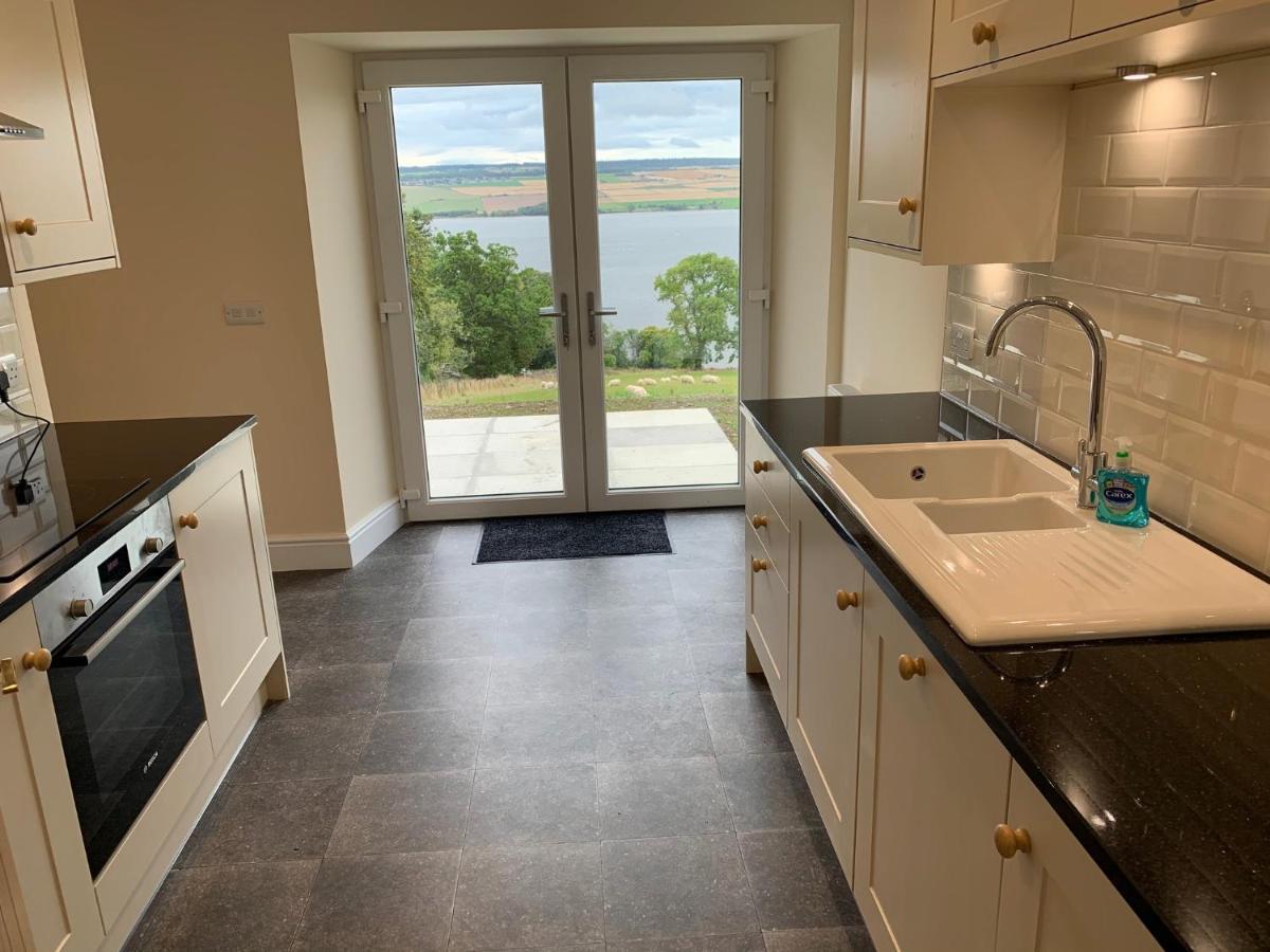 Highland Farm Cottages Dingwall Eksteriør billede